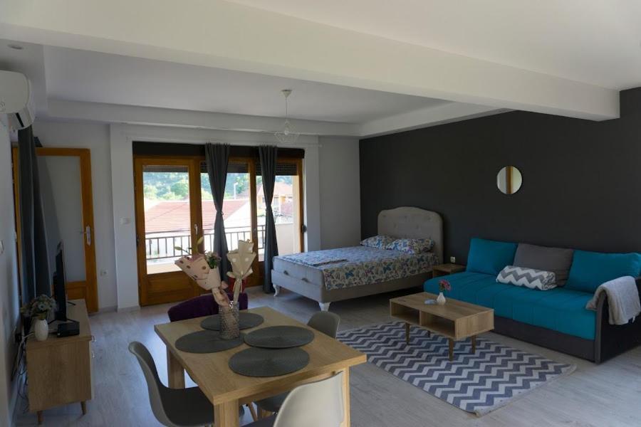 Apartments Ena Trebinje Extérieur photo