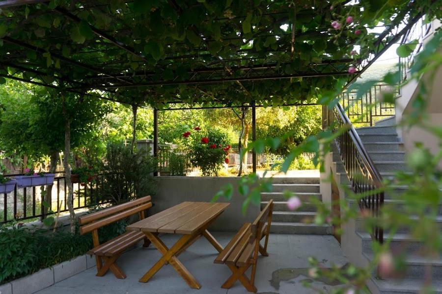 Apartments Ena Trebinje Extérieur photo