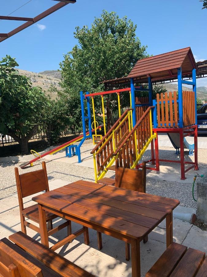 Apartments Ena Trebinje Extérieur photo