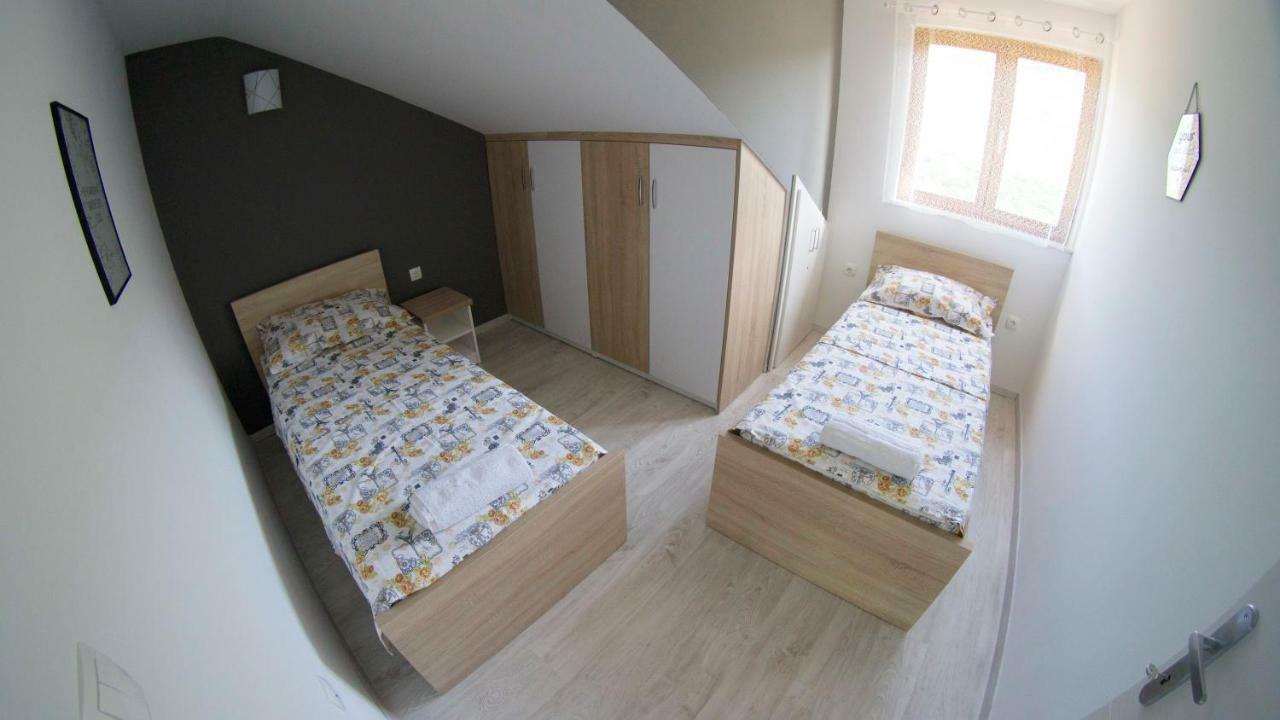 Apartments Ena Trebinje Extérieur photo